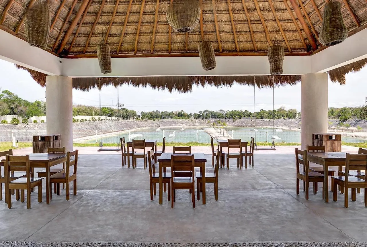 Mayan Water Hotel Playa Paraiso
